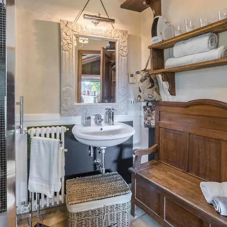 Casale Delle Papere With Private Pool Near Rome Villa Nepi